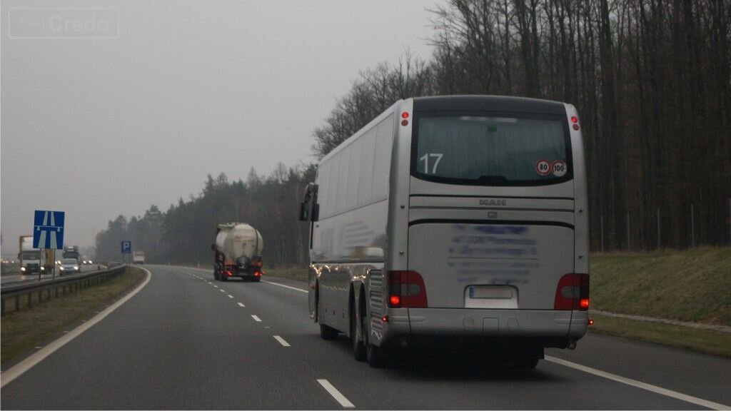W którym z wymienionych miejsc możesz zatrzymać autobus podczas jazdy autostradą w sytuacji, gdy poczujesz zmęczenie?