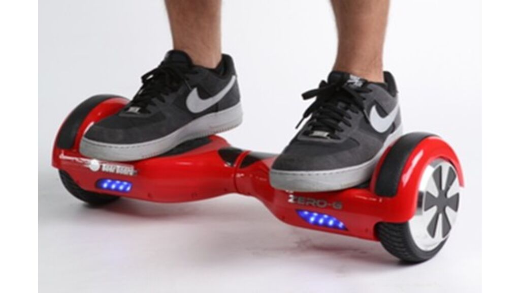 Czy, zachowując szczególną ostrożność, wolno Ci przejechać przez jezdnię urządzeniem transportu osobistego po przejściu dla pieszych?