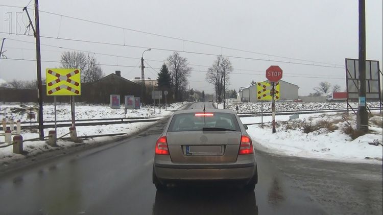 Czy w tej sytuacji wyprzedzanie jest zabronione?