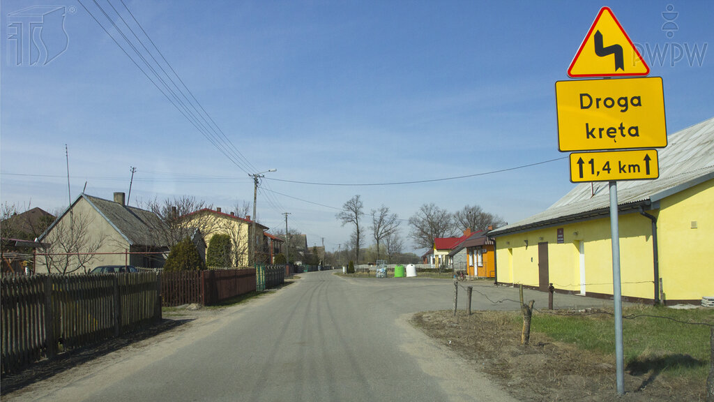 Czy w przedstawionej sytuacji wolno Ci poruszać się z włączonymi przednimi światłami przeciwmgłowymi?